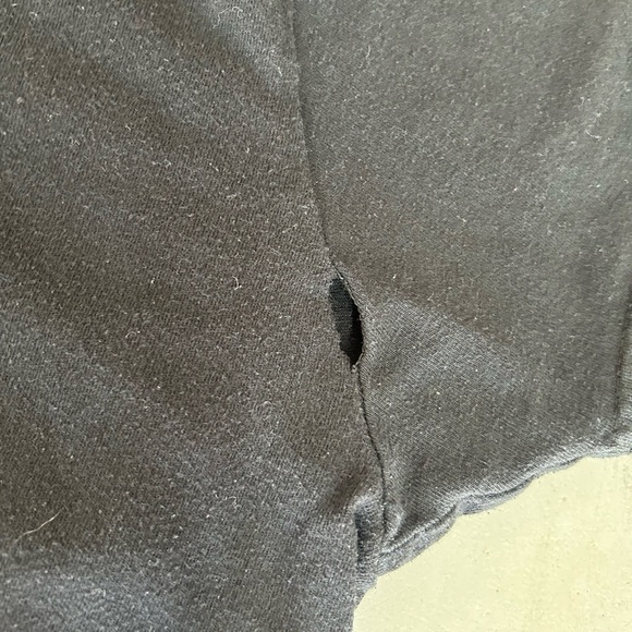 Nirvana vintage style black graphic tee men’s Size Large - Picture 4 of 5